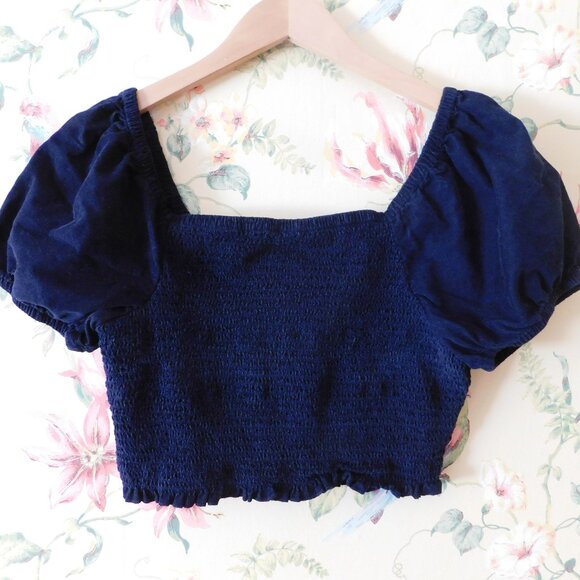 🦅 Smocked Navy Blue Velvet Crop Top - Picture 2 of 12